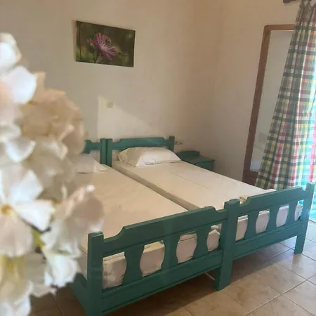 Apartament Savvas Melíkia